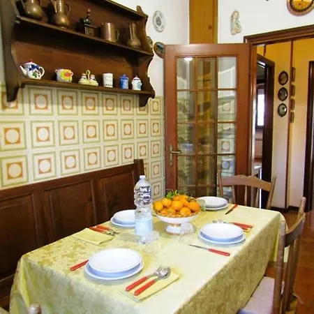 Casa Le Magnolie Lägenhet Viareggio